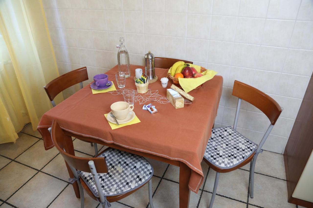 La Dimora Degli Elfi Casa Vacanza Pavia Exterior foto